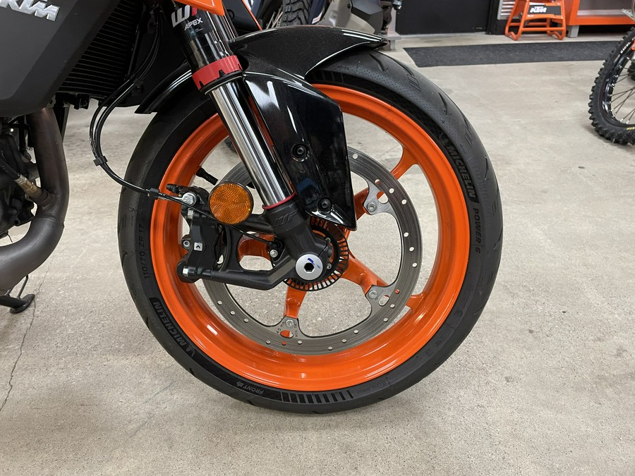 2024 KTM Duke 390