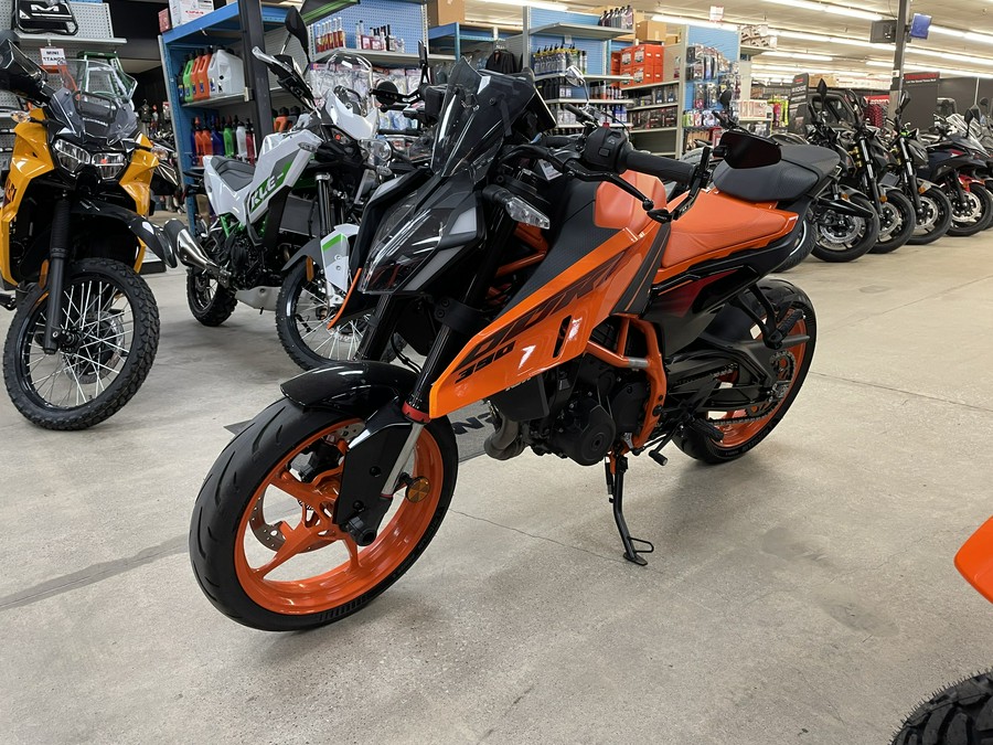 2024 KTM Duke 390