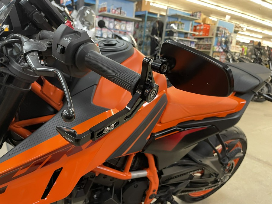 2024 KTM Duke 390