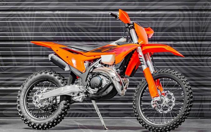 2027 KTM XC 300