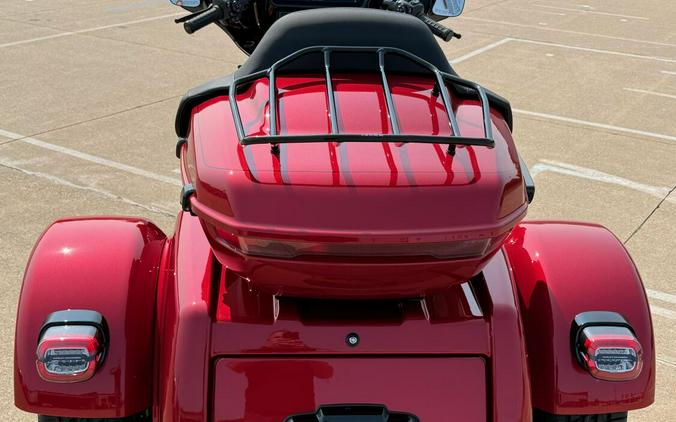2026 Harley-Davidson® Street Glide 3 Limited Brilliant Red Black Trim