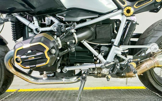 2018 BMW R nineT Racer