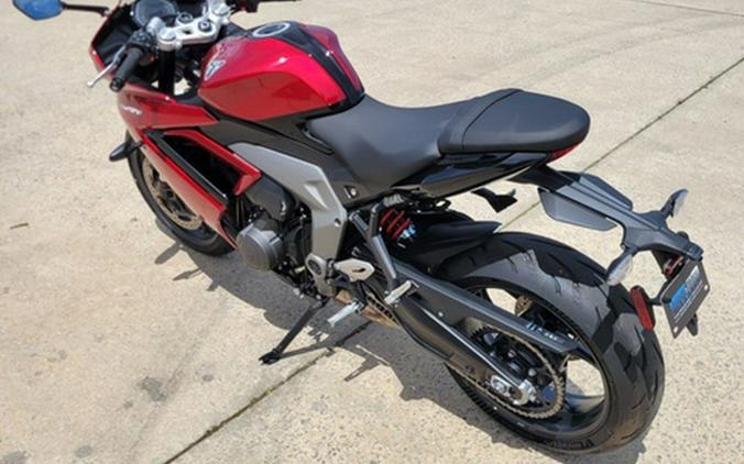 2025 Triumph Daytona 660 Carnival Red/Sapphire Black 660