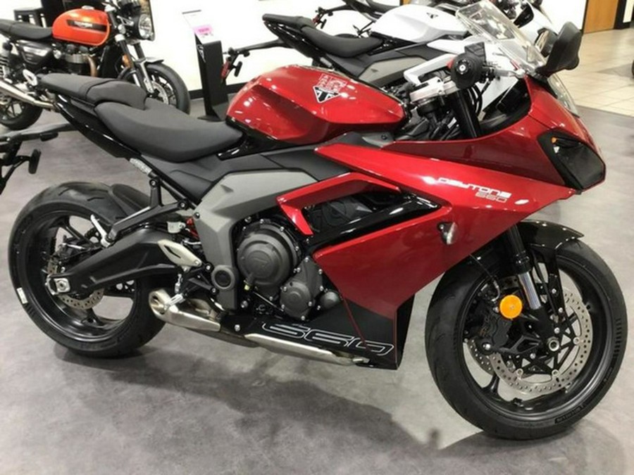 2025 Triumph Daytona 660 Carnival Red/Sapphire Black 660