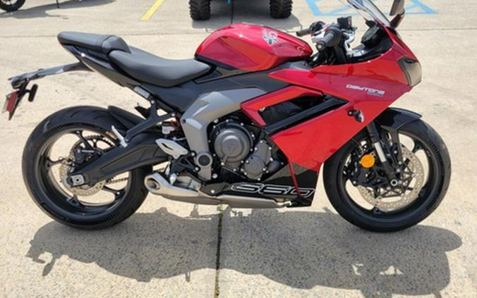 2025 Triumph Daytona 660 Carnival Red/Sapphire Black 660