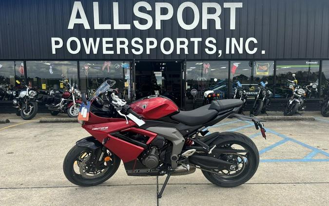 2025 Triumph Daytona 660 Carnival Red/Sapphire Black 660