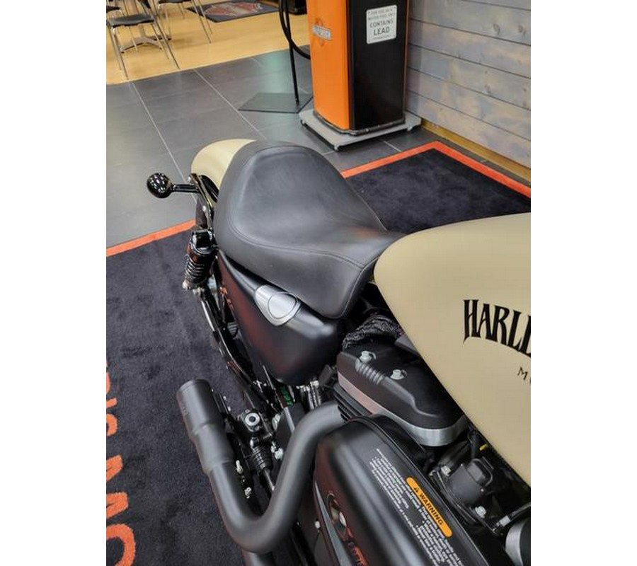 2015 Harley-Davidson® XL883N - Sportster® Iron 883™