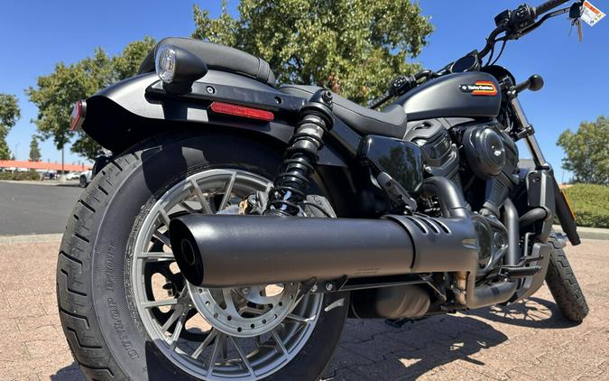 RH975S 2023 Nightster™ Special