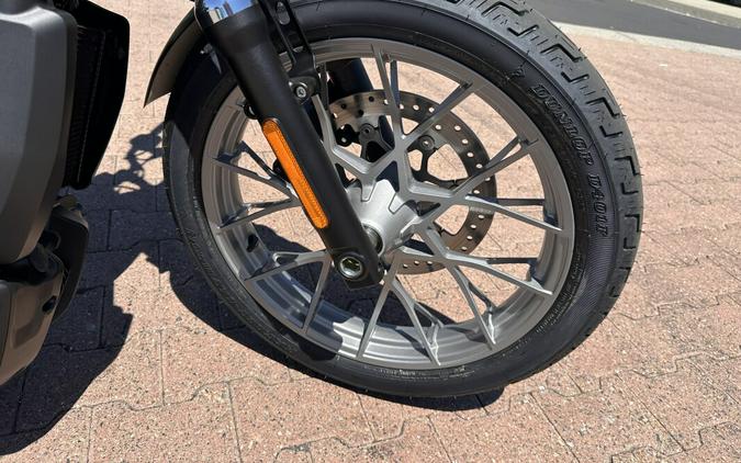 RH975S 2023 Nightster™ Special