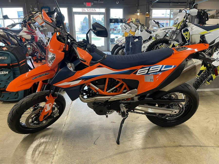 2023 KTM 690 SMC R