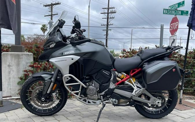 2021 Ducati Multistrada V4S Aviator Grey / Spoked Wheels