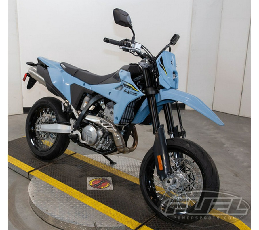 2025 Suzuki DR-Z 4SM