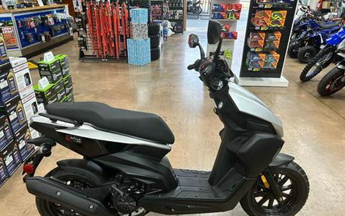 2022 Genuine Scooters Rattler 200i