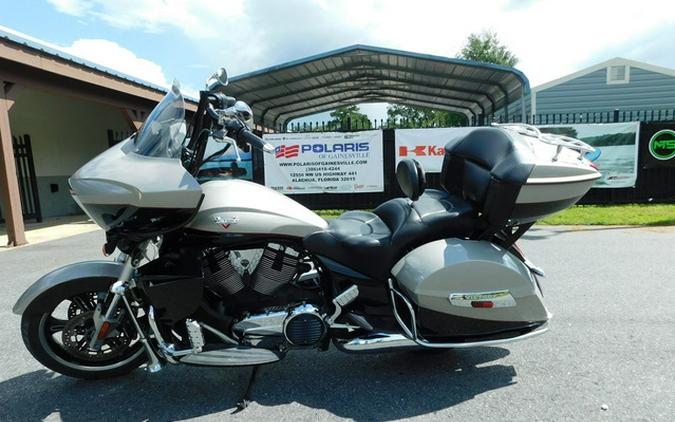 2014 Victory Motorcycles Cross Country Tour Two-Tone Goldrush & Black Gloss Black