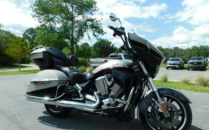 2014 Victory Motorcycles Cross Country Tour Two-Tone Goldrush & Black Gloss Black