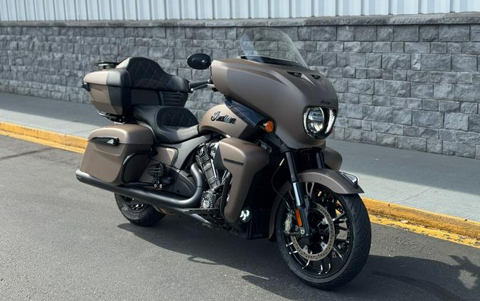 2025 Indian Motorcycle Roadmaster® PowerPlus Dark Horse® with 112