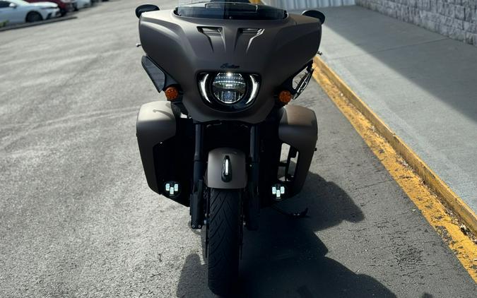 2025 Indian Motorcycle Roadmaster® PowerPlus Dark Horse® with 112