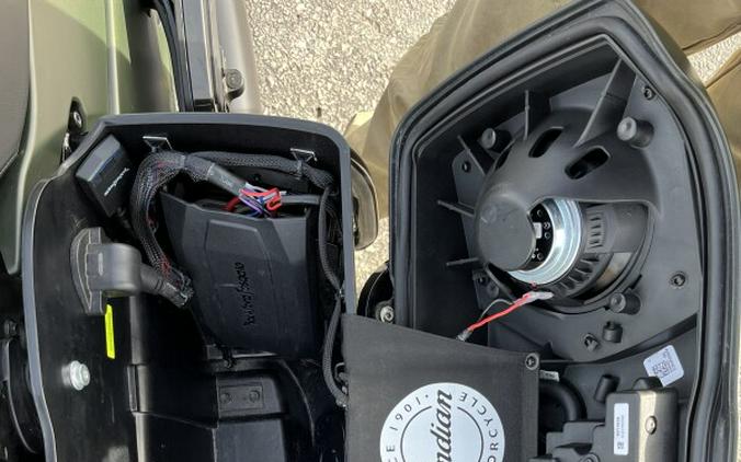 2021 INDIAN SPRINGFEILD DARK HORSE