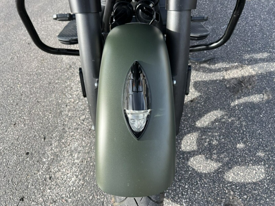 2021 INDIAN SPRINGFEILD DARK HORSE