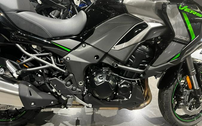2025 Kawasaki Versys® 1100 SE LT ABS