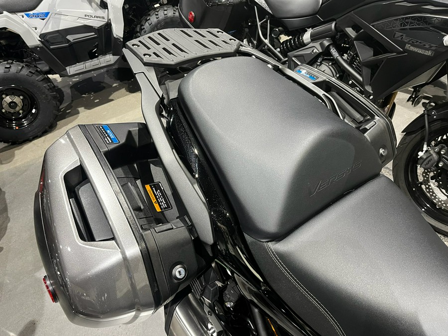 2025 Kawasaki Versys® 1100 SE LT ABS