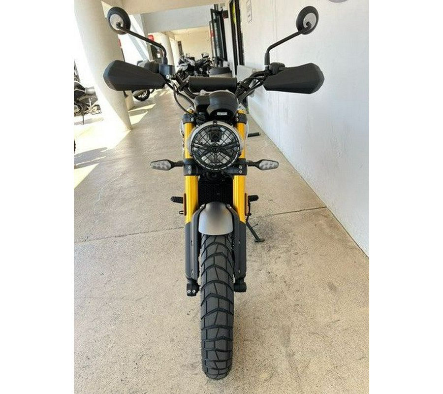 New 2024 Triumph SCRAMBLER 400 X