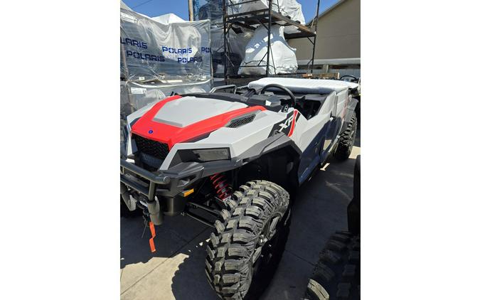 2025 Polaris Industries GENERAL XP 4 1000 SPORT