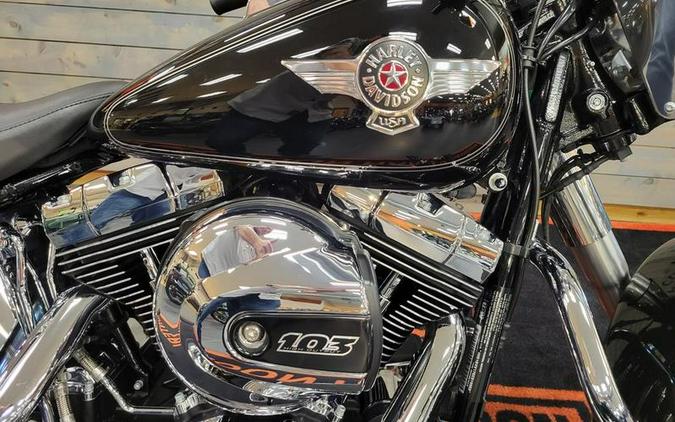 2016 Harley-Davidson® FLSTF - Softail® Fat Boy®