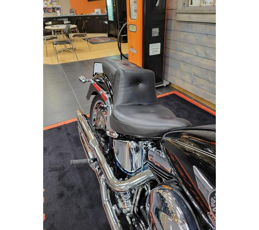 2016 Harley-Davidson® FLSTF - Softail® Fat Boy®