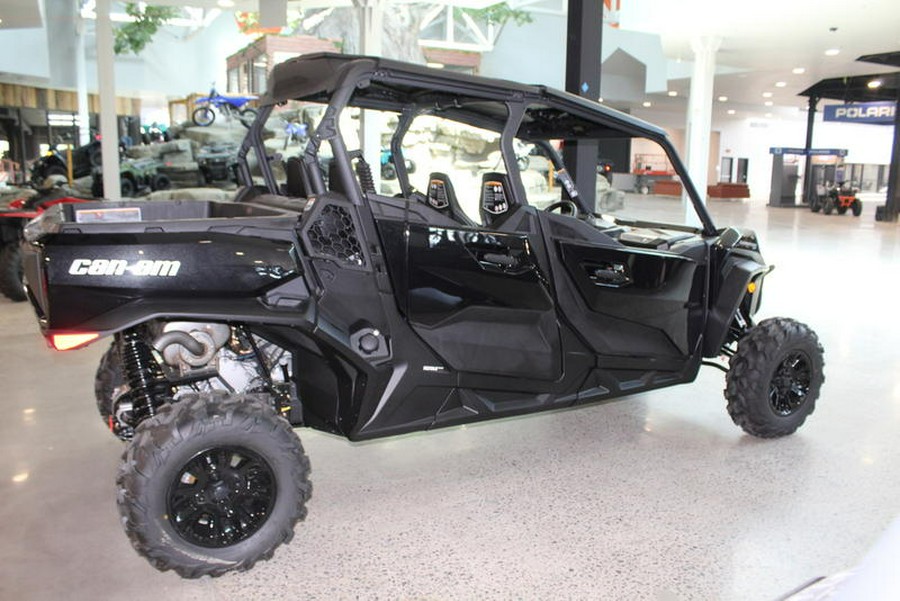 2026 Can-Am® SSV COM MAX XT 64 1000R BK 26 XT 1000R