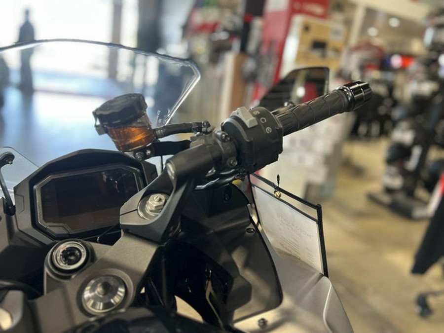 2024 Kawasaki Ninja 1000 SX ABS