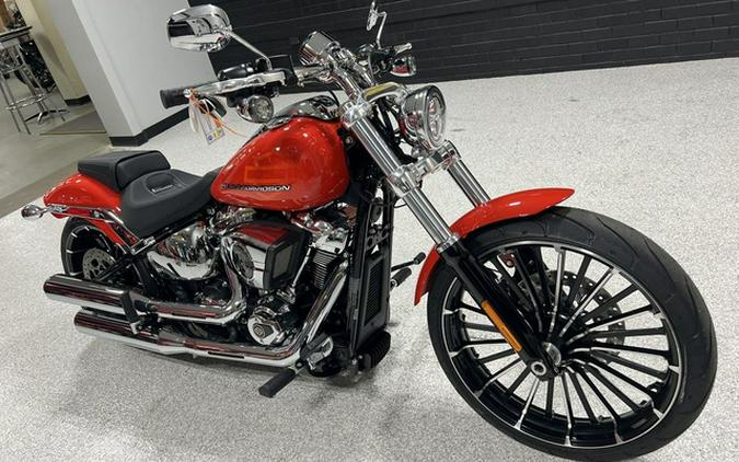 2026 Harley-Davidson Softail FXBR - Breakout
