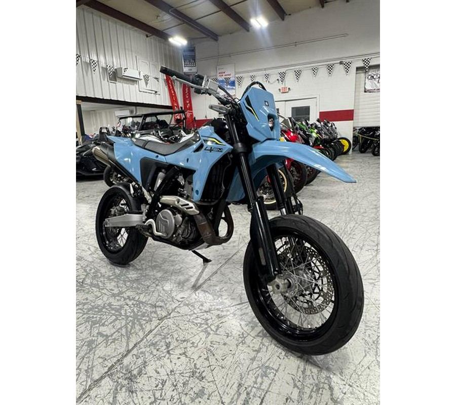 2025 Suzuki DR-Z4SM