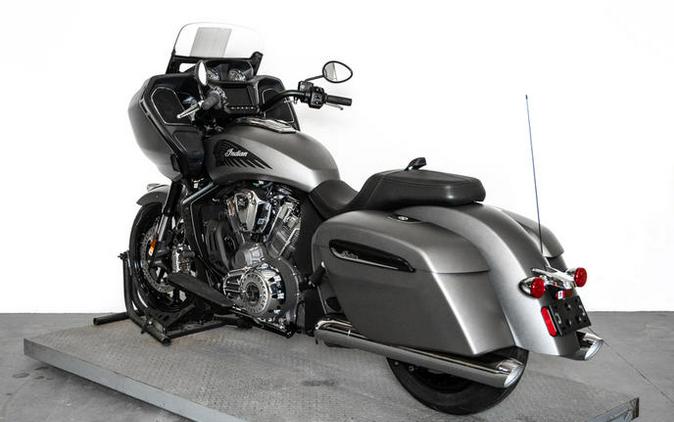 2024 Indian Motorcycle® Challenger® Titanium Smoke