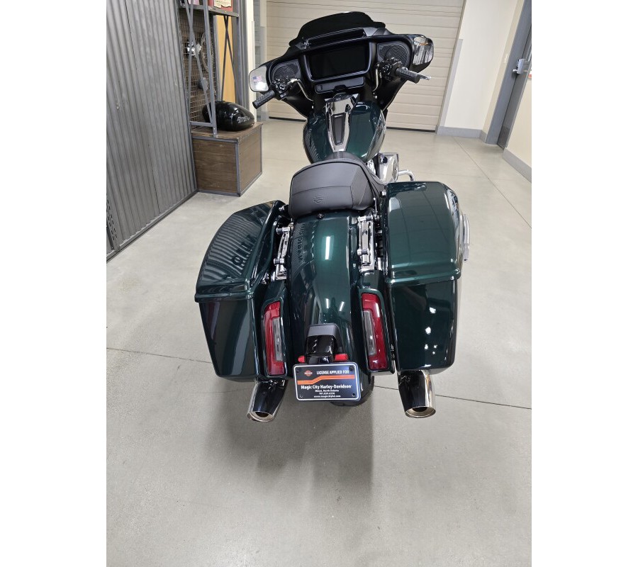 FLHX 2024 Street Glide®