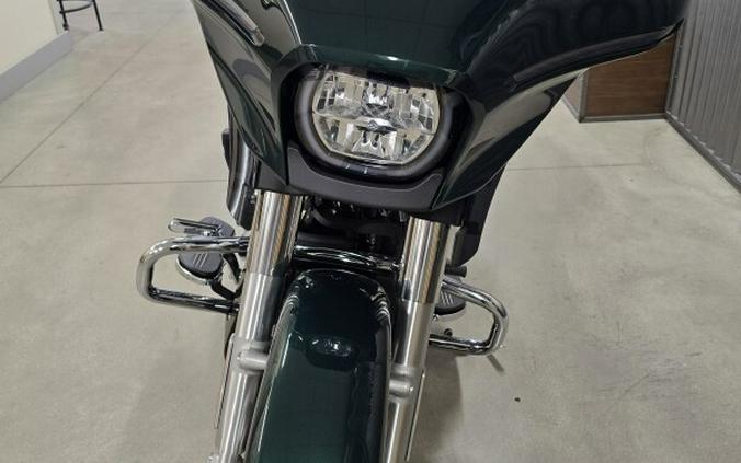 FLHX 2024 Street Glide®