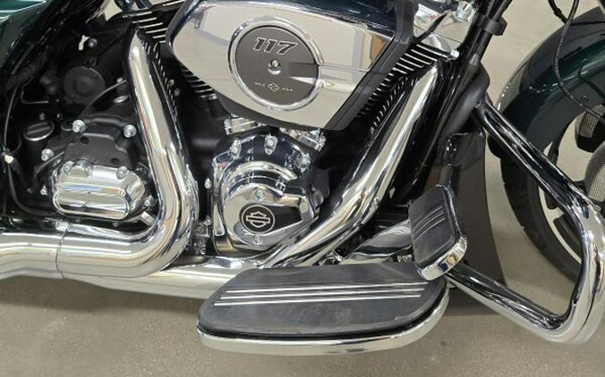 FLHX 2024 Street Glide®