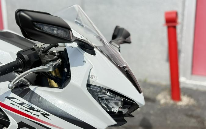 2026 Honda CBR1000RR ABS Pearl White