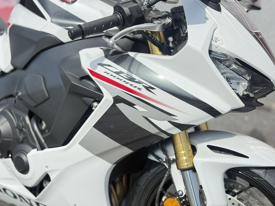 2026 Honda CBR1000RR ABS Pearl White