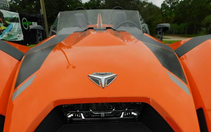 2024 Polaris Slingshot Slingshot SL AutoDrive Volt Orange SL Autodrive Ocean Gray