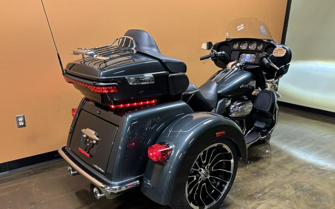 FLHTCUTG 2025 Tri Glide® Ultra