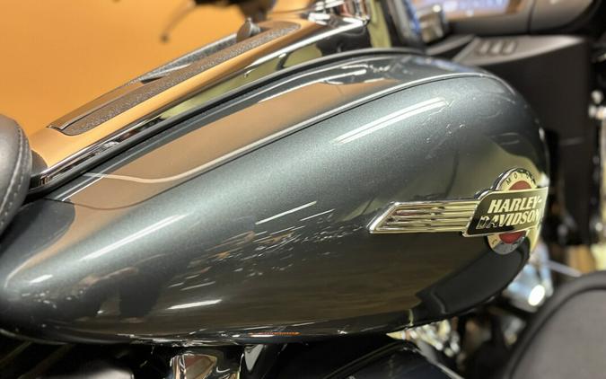 FLHTCUTG 2025 Tri Glide® Ultra