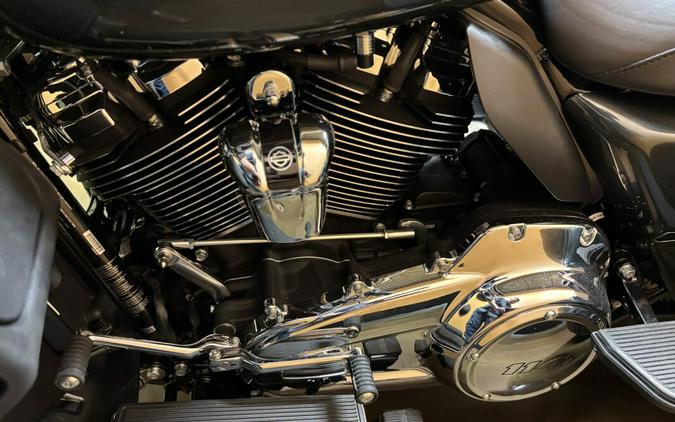 FLHTCUTG 2025 Tri Glide® Ultra