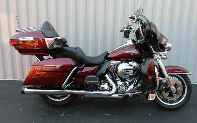 2015 Harley-Davidson® FLHTCU - Electra Glide® Ultra Classic®