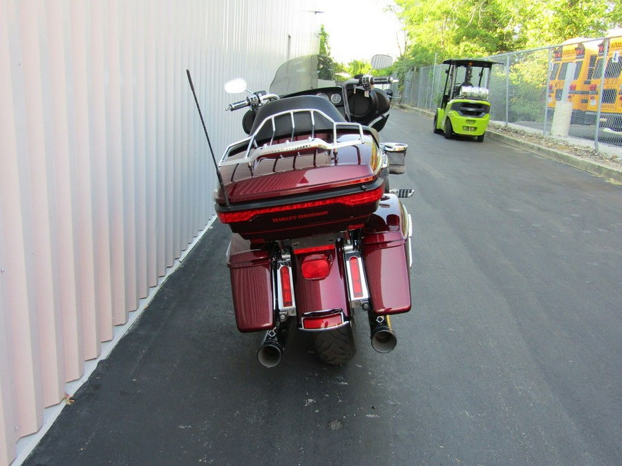 2015 Harley-Davidson® FLHTCU - Electra Glide® Ultra Classic®