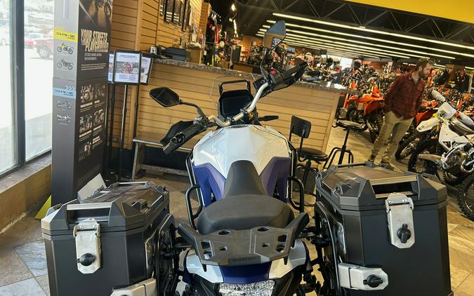 2025 Suzuki V-Strom 800DE Adventure