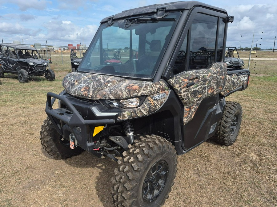 2025 Can-Am Defender Limited HD10