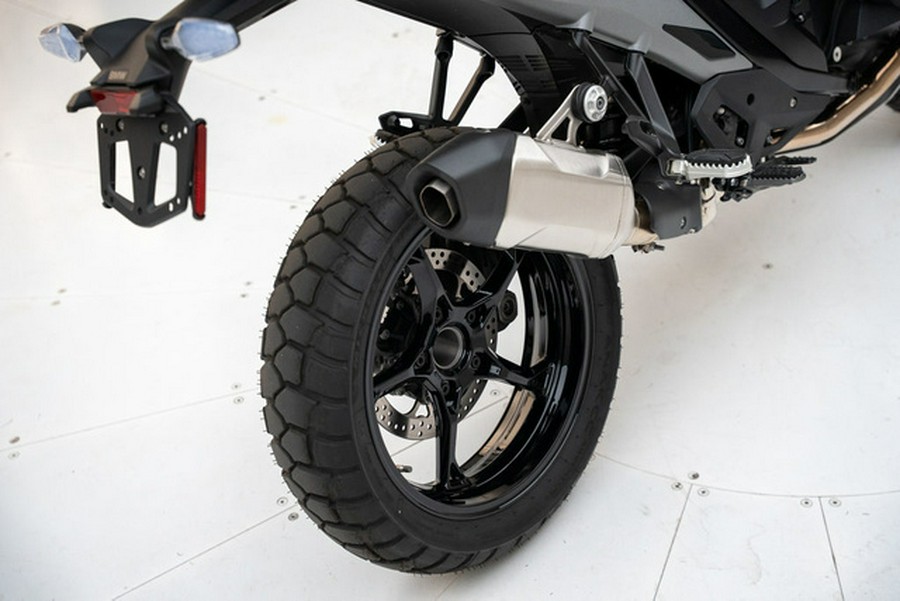 2025 BMW R 1300 GS Light White