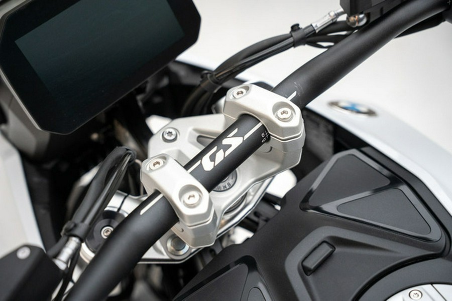 2025 BMW R 1300 GS Light White