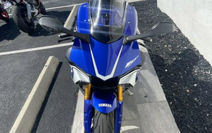 2016 Yamaha YZF R1